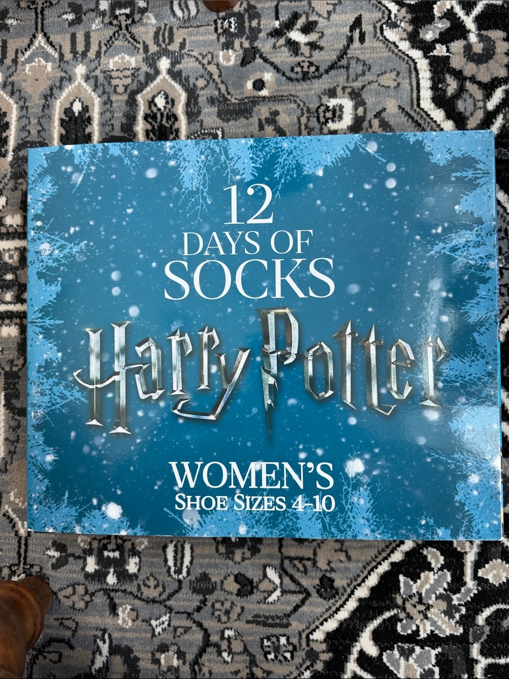 NIB New in Box Warner Bros Harry Potter 12 Days of Socks set. Women shoe sz 4-10